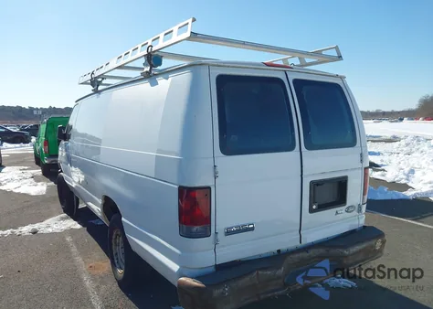 2010 Ford E-350 Super Duty from USA, damaged, VIN 1FTSS3EL8ADA16321